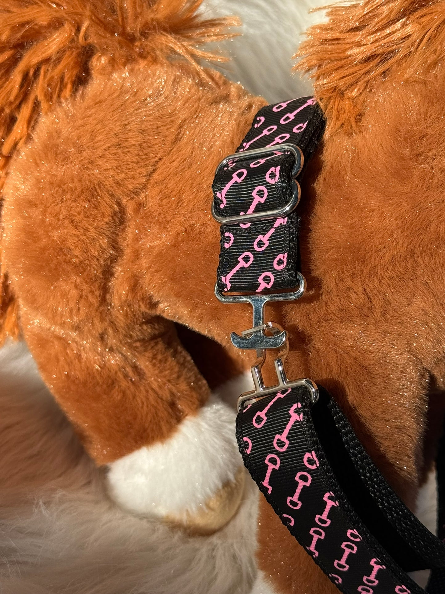 Youth Pink Snaffle Adjustable Belt