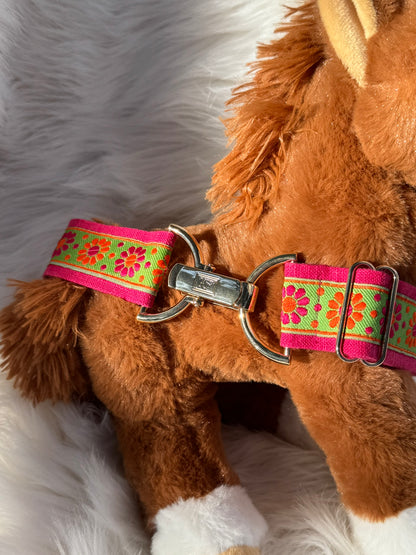 Youth Fuchsia Daisy Adjustable Belt