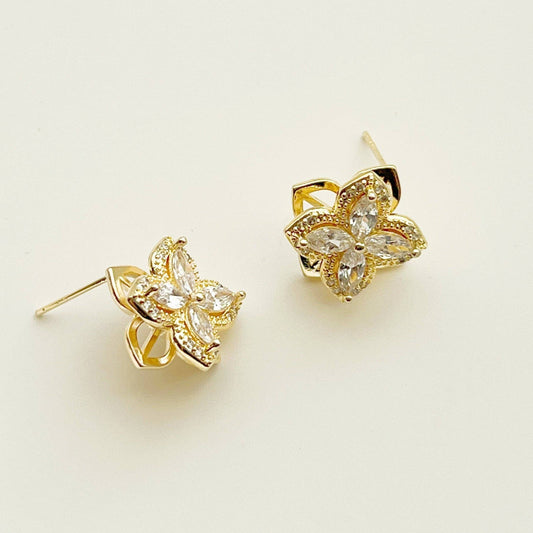 Gold Hydrangea with Crystal Petal Spinner Stud Earrings